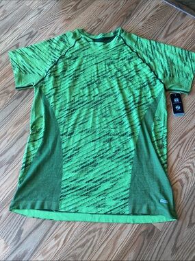 Men's Cascade Sport Short-Sleeve Perform. Tee in Neon Green-Large NWT Athletic